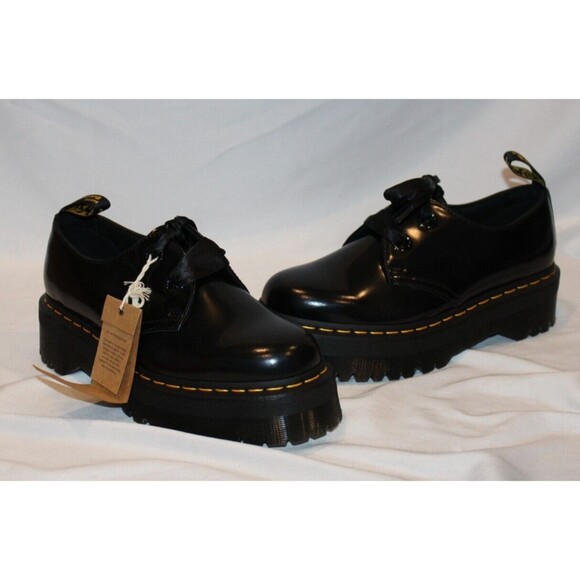 Dr. Martens Women’s Holly Black Oxford Size 9 Satin Ribbon Lace NEW! - Picture 3 of 8